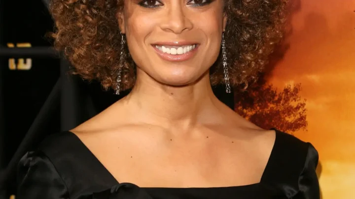 Valarie Pettiford Biography: Age, Husband, Net Worth, Height, Parents, Movies & TV Shows, Awards