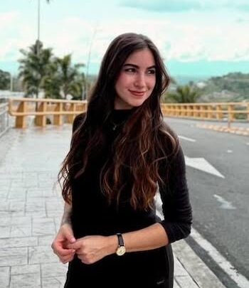 Valeria Aguilar Biography: Ethnicity, Sister, Religion, Height, Age, Instagram, Net Worth, Boyfriend