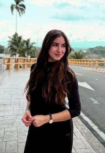 Valeria Aguilar Biography: Ethnicity, Sister, Religion, Height, Age, Instagram, Net Worth, Boyfriend