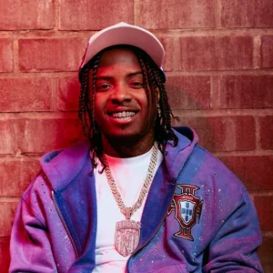 Dee Mula - Biography