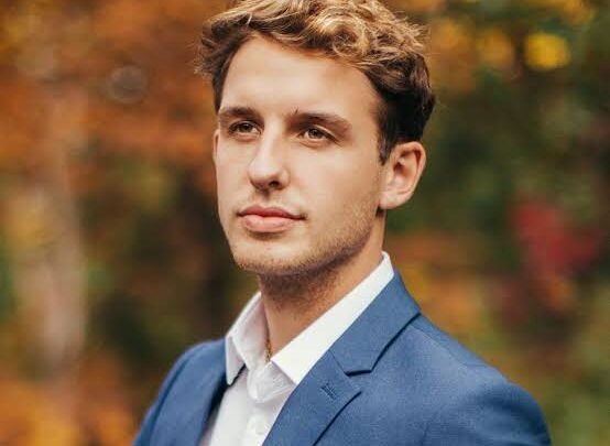 Kade Speiser Biography: Awards, Ethnicity, Wife, Height, Net Worth, Movies, Parents, Age