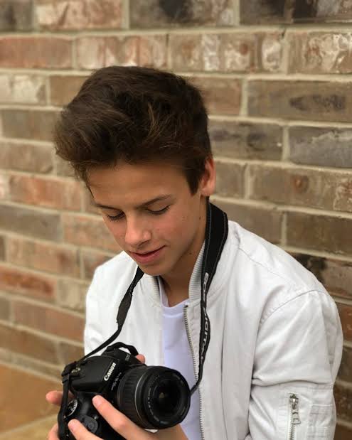 Owen Bodnar - Biography
