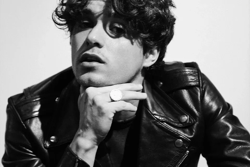 Bradley Simpson Biography: Sister, Height, Ethnicity, Parents, Songs, Instagram, Age, Awards, Net Worth