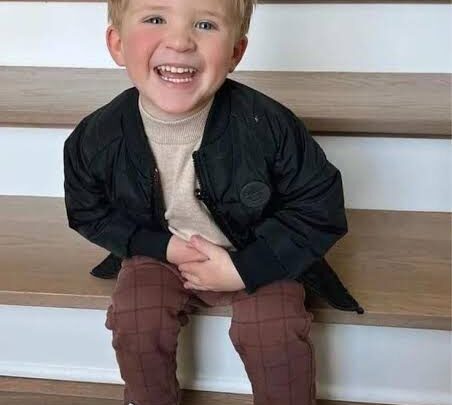 Zealand LaBrant Biography: Ethnicity, Age, Parents, LaBrant Fam, Net Worth, Siblings, Girlfriend