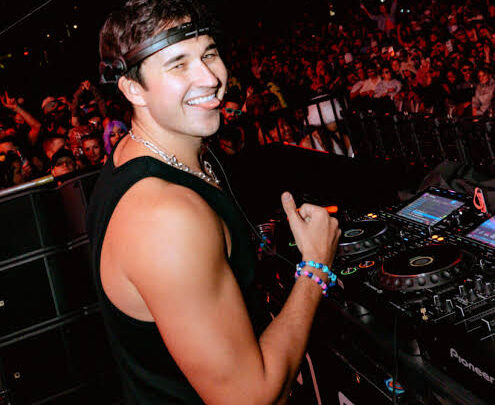 John Summit Biography: Albums, Ethnicity, Record Label, Net Worth, Girlfriend, Age, Height