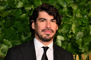 Raúl Castillo - Biography