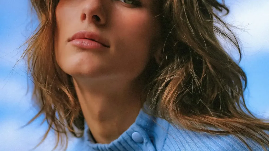 Olivia Rouyre Biography: Ethnicity, Movies, Age, Height, Parents, Awards, Instagram, Net Worth, Boyfriend