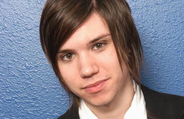 Ryan Ross Biography: Age, Net Worth, Songs, Height, Partner, Parents, Albums, Band