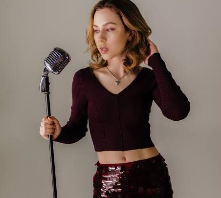 Kacey Fifield Biography: Partner, Age, Parents, Net Worth, Height, Siblings, Songs, Albums, Acting Career
