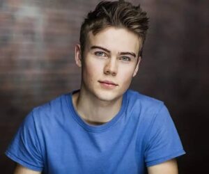 Gage Munroe - Biography