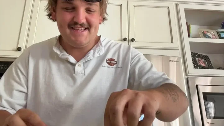 Connor Yates Biography: Net Worth, Parents, Age, Ex-Girlfriend, Height, Siblings, Ethnicity, TikTok Career