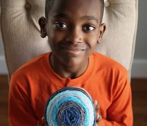 Jonah Larson Biography: Nationality, Girlfriend, Net Worth, Height, Age, Parents, Siblings, Instagram, Crochet Career