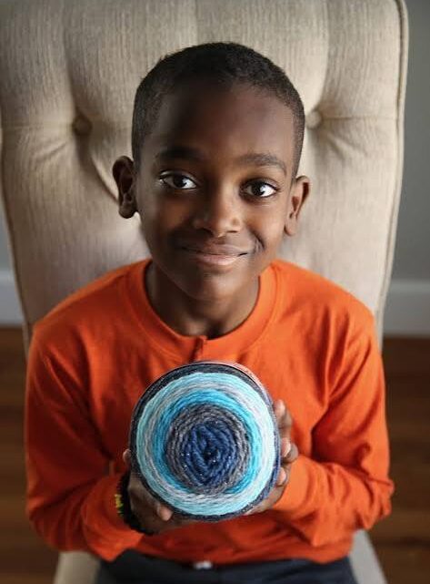 Jonah Larson Biography: Nationality, Girlfriend, Net Worth, Height, Age, Parents, Siblings, Instagram, Crochet Career