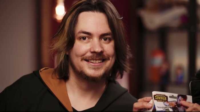 Arin Hanson Biography: Age, Wife, Parents, Siblings, Net Worth, Height, YouTube Career