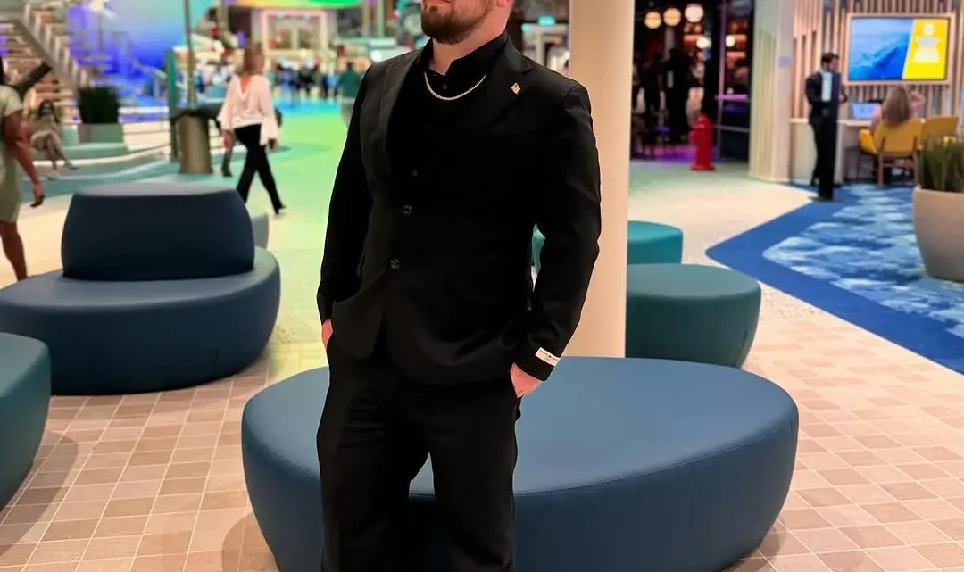 The King Crane Biography: Content Creation, Age, Girlfriend, Parents, Net Worth, Height,  Kids, YouTube, Gaming
