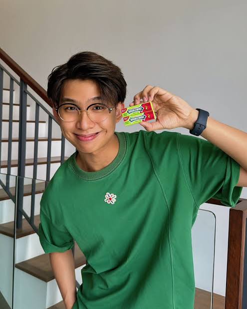 Robin Lim - Biography