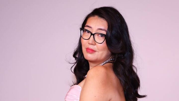 Jenny Han Biography: Age, Husband, Net Worth, Parents, Books, Movies, Children, Height, Religion, Ethnicity