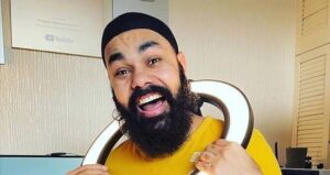 Chapati Hindustani Gamer - Biography