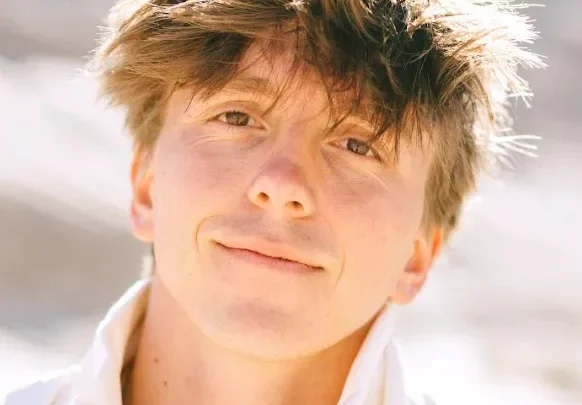Bridger Nelson Biography: Parents, Age, Girlfriend, Spouse, Siblings, Net Worth, YouTube, Family, Career