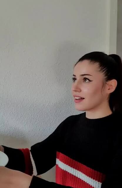Ailaughatmyownjokes Biography: Net Worth, Boyfriend, Parents, Salary, Height, Age, TikTok, Comedy
