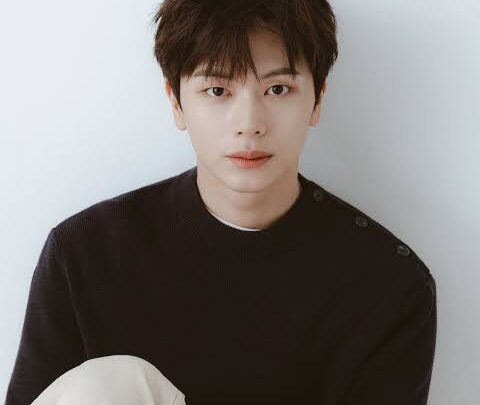 Yook Sung-jae Biography: Age, Parents, Songs, Religion, Ethnicity, BtoB, Girlfriend, Height, Net Worth