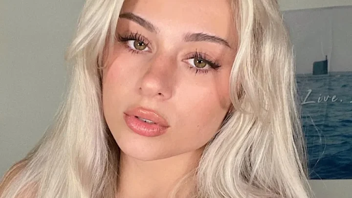 FoxKirsten Biography: Age, Net Worth, Height, Parents, YouTube, Roblox, Fortnite