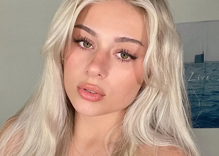FoxKirsten Biography: Age, Net Worth, Height, Parents, YouTube, Roblox, Fortnite