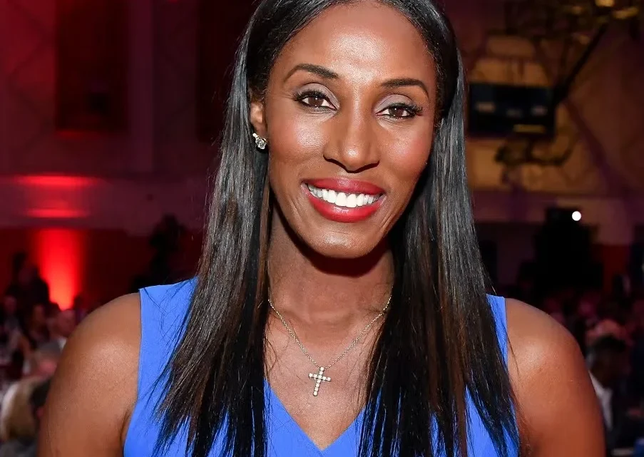 Lisa Leslie Biography: Age, Husband, Kids, Net Worth, Height, Parents, WNBA, Olympics, Awards