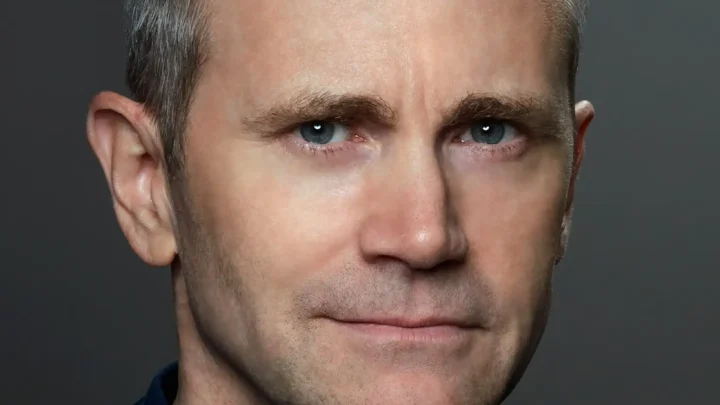 Lee Tergesen Biography: Age, Wife, Kids, Net Worth, Height, Parents, Oz, Movies & TV Shows