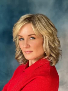Amy Carlson - Biography