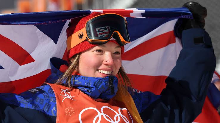 Izzy Atkin - Biography