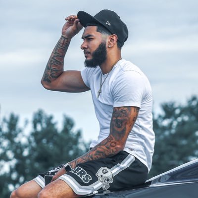 EGuap - Biography