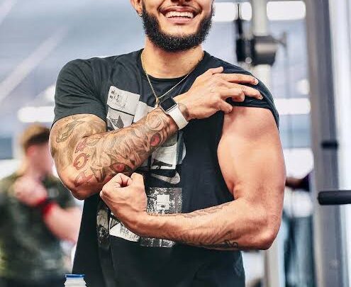 Esai Givens Biography: YouTube, Height, Net Worth, Girlfriend, Parents, Religion, Ethnicity, Age