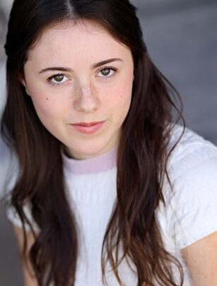 Kate Alberts Biography: Siblings, Age, Height, Parents, Movies, Religion, Net Worth, Boyfriend, Ethnicity, Awards