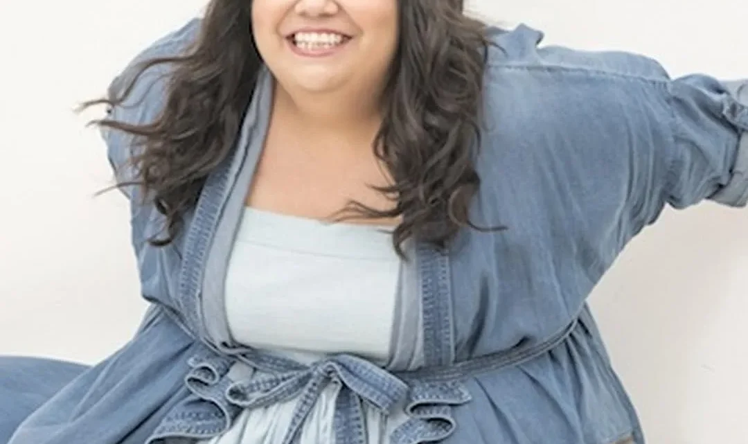 Carla Jimenez Biography: Books, Net Worth, Age, Parents, Siblings, Age,  Height, Movies & TV Shows, Instagram