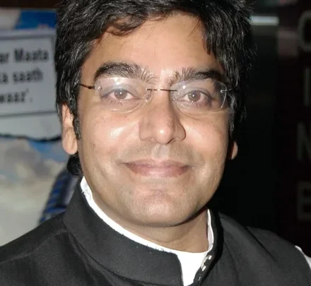 Ashutosh Rana Biography: Age, Net Worth, Movies, Height, Wife, Kids, Parents, Awards, Films