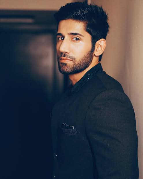 Varun Sood Biography: Age, Net Worth, Movies, Height, Girlfriend, Parents, TV Shows