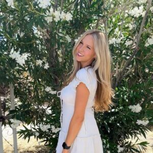 Lottie Weaver - Biography