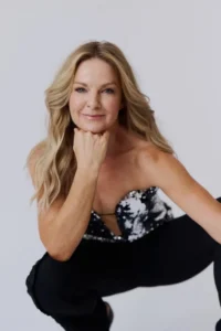 Sarah Hadland - Biography