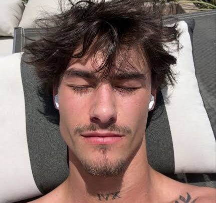 Ryan Manick Biography: Age, Girlfriend, Parents, Net Worth, Height, TikTok, Brands, Instagram, Modelling