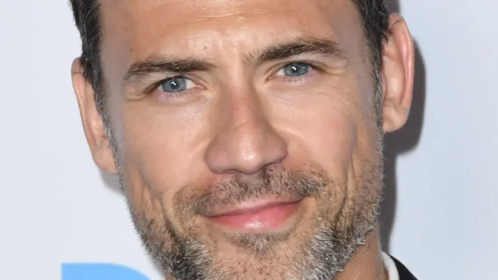 Adam Rayner Biography: Age, Net Worth, Movies, Height, Wife, Kids, Parents, TV Shows
