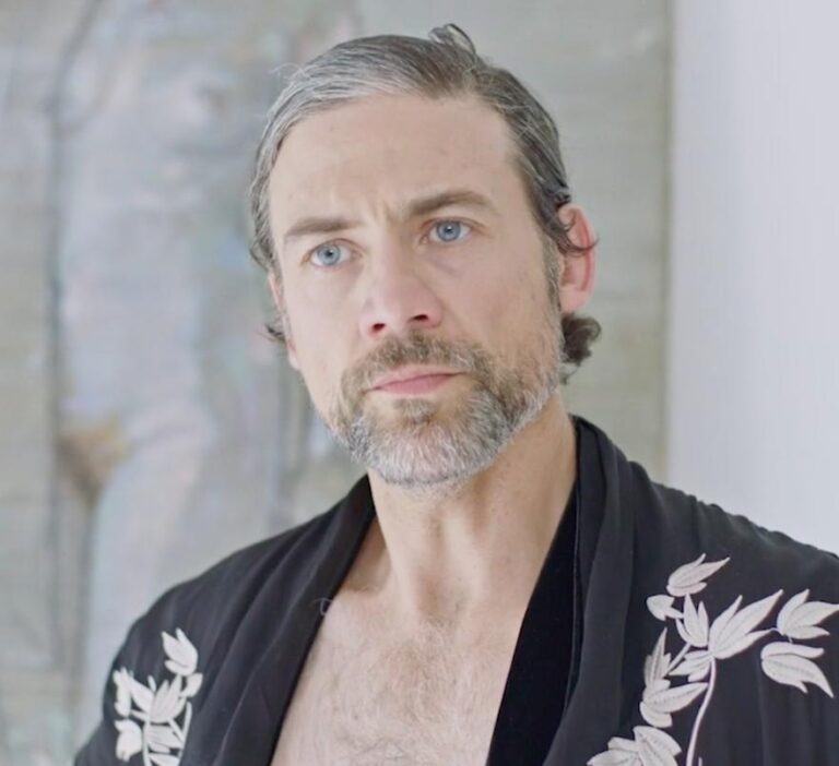 Adam Rayner Biography: Age, Net Worth, Movies, Height, Wife, Kids ...