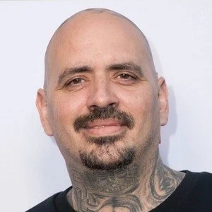 Mike Flores Biography: Age, Parents, Net Worth, Height, Wife, Tattoo Art, Instagram, Ethnicity