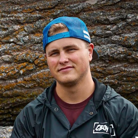 CJ Lotzer Biography:  Fiancée, Parents, Siblings, Net Worth, Age, Height, YouTube, Comedy, Wikipedia