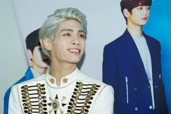 Jonghyun Biography: Age, Height, Net Worth, Parents, Songs, Girlfriend, Religion, Ethnicity