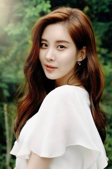 Seohyun Biography: Age, Height, Songs, Religion, Ethnicity, Net Worth, Parents, Girls’ Generation, Boyfriend