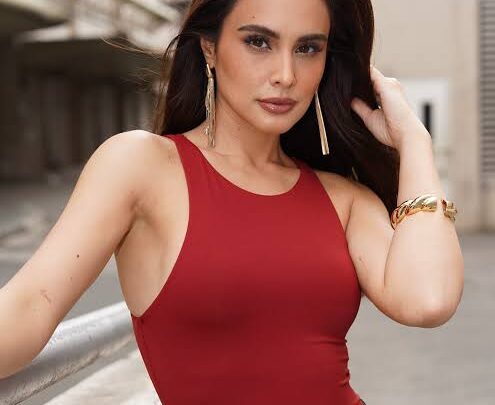 Max Collins Biography: Age, Height, Net Worth, TV Shows, Movies, Religion, Parents,  Ethnicity, Siblings, Instagram