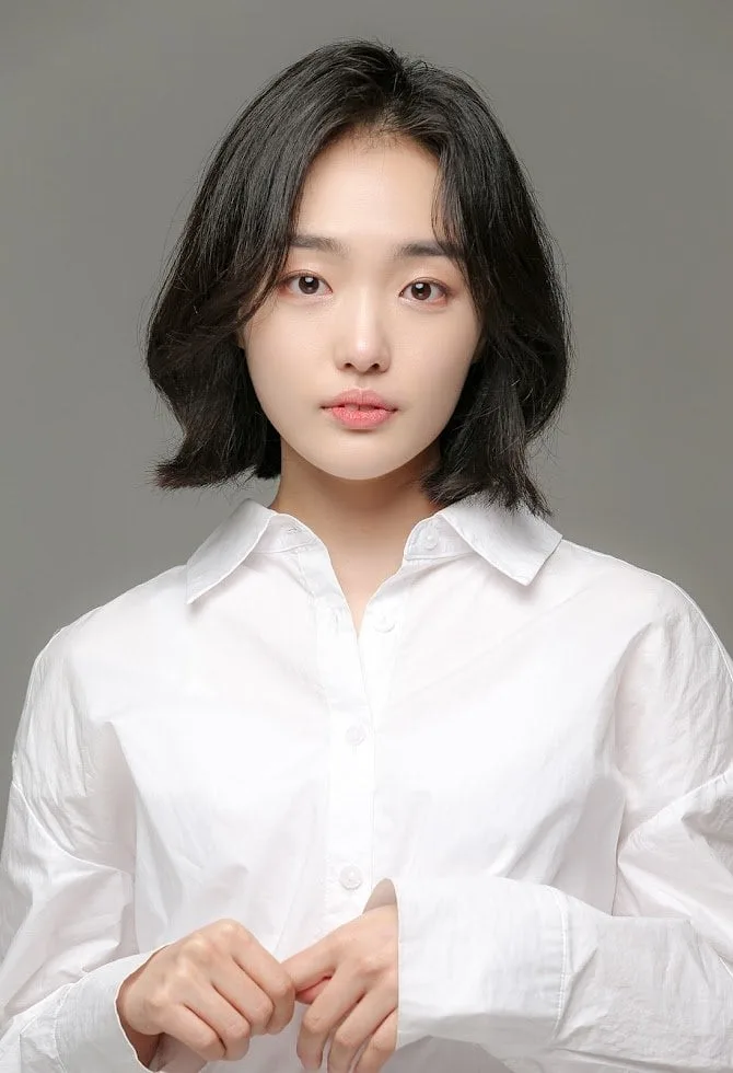 Kim Jung-yeon - Biography