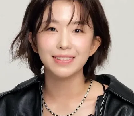 Yoon Ga Yi Biography: Age, Height, Instagram, Net Worth, Parents, Movies, Awards, Ethnicity, Boyfriend, Religion