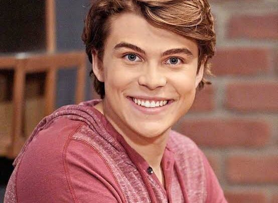 William Lipton Biography: Movies & TV Shows, Songs, Girlfriend, Age, Parents, Siblings, Net Worth, Height, Education